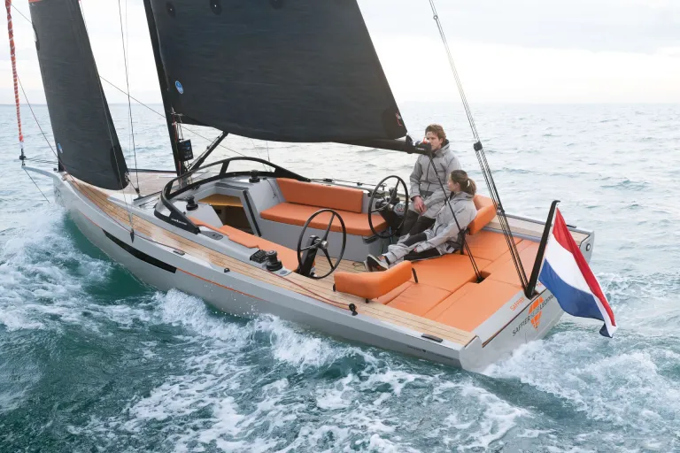 Saffier-SE-28-Leopard-sailing-yacht-daysailer-exterior cockpit